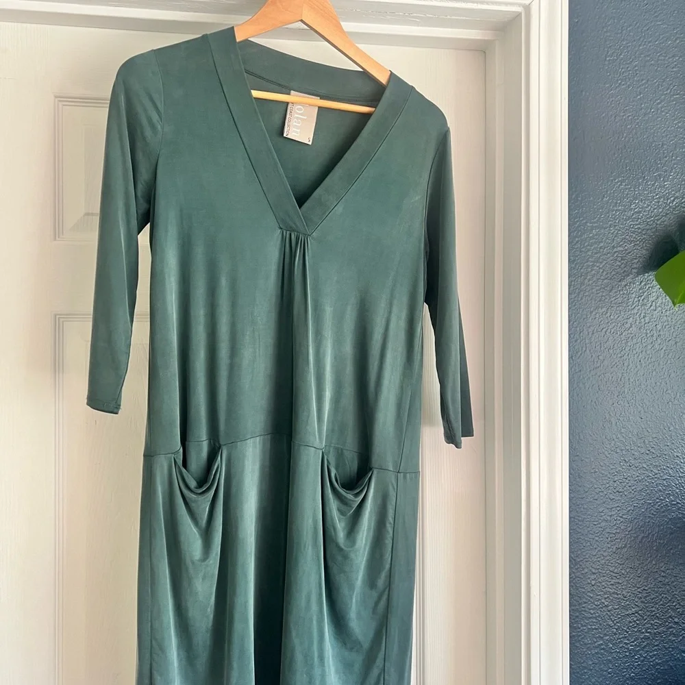 Dolan Teal V-Neck Garment